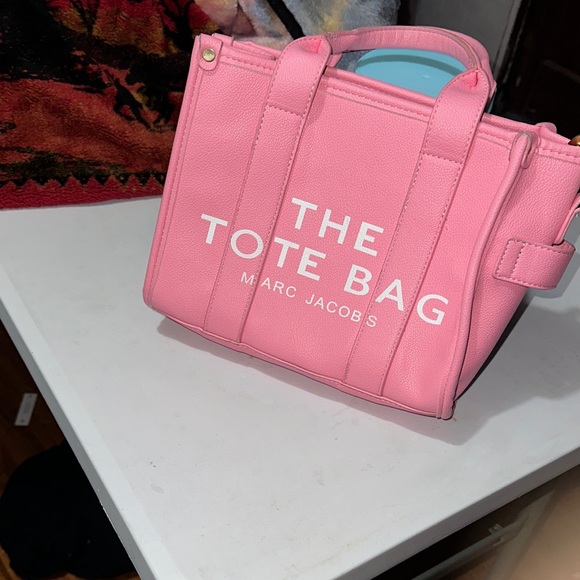 Marc Jacobs Handbags - Marc Jacobs Pink Tote Bag